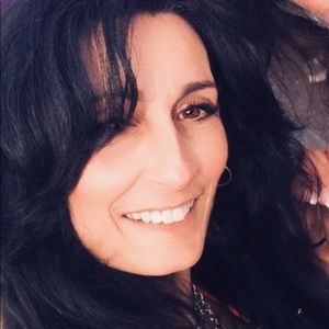 Meet your Posher, Michele